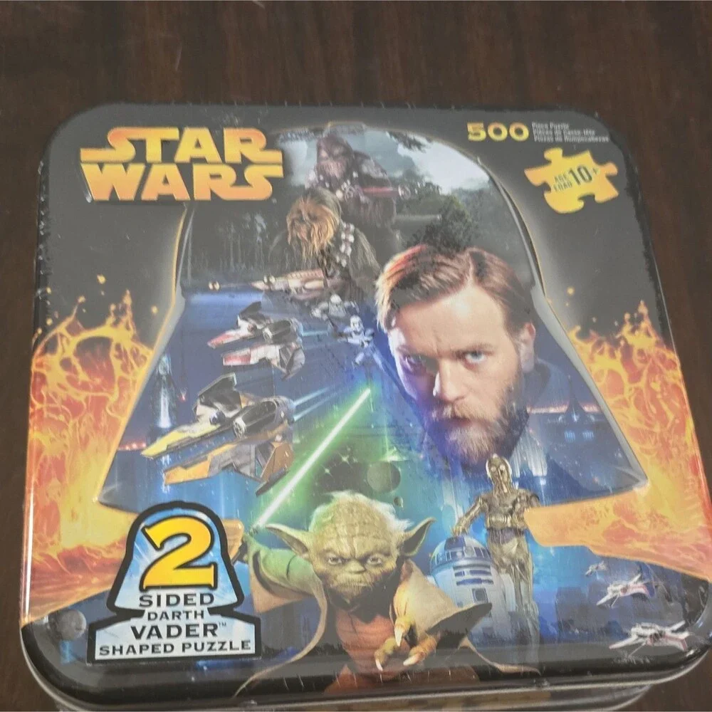 Star Wars 500pc Double-Sided Darth Vader Shaped Interlocking Puzzle Tin